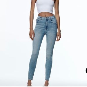 ZARA SKINNY VINTAGE JEANS
